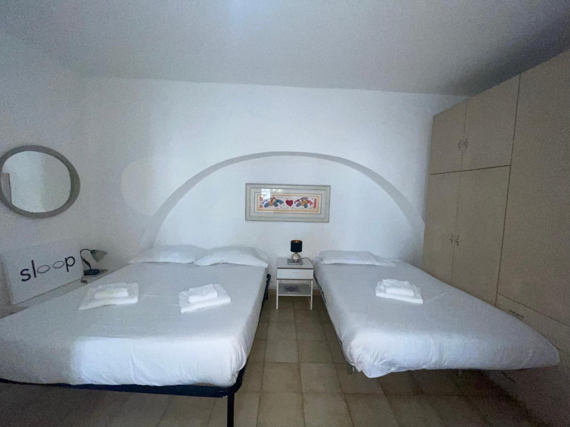 Stazione Centrale & Universita Lovely Apartment Барі Екстер'єр фото